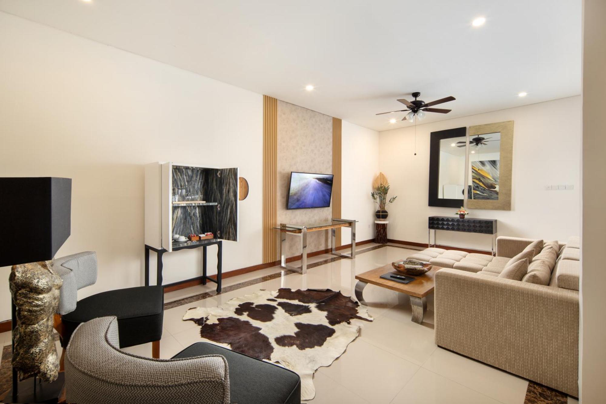 The Luxury Collection, Monaco Blu Villa Seminyak  Luaran gambar